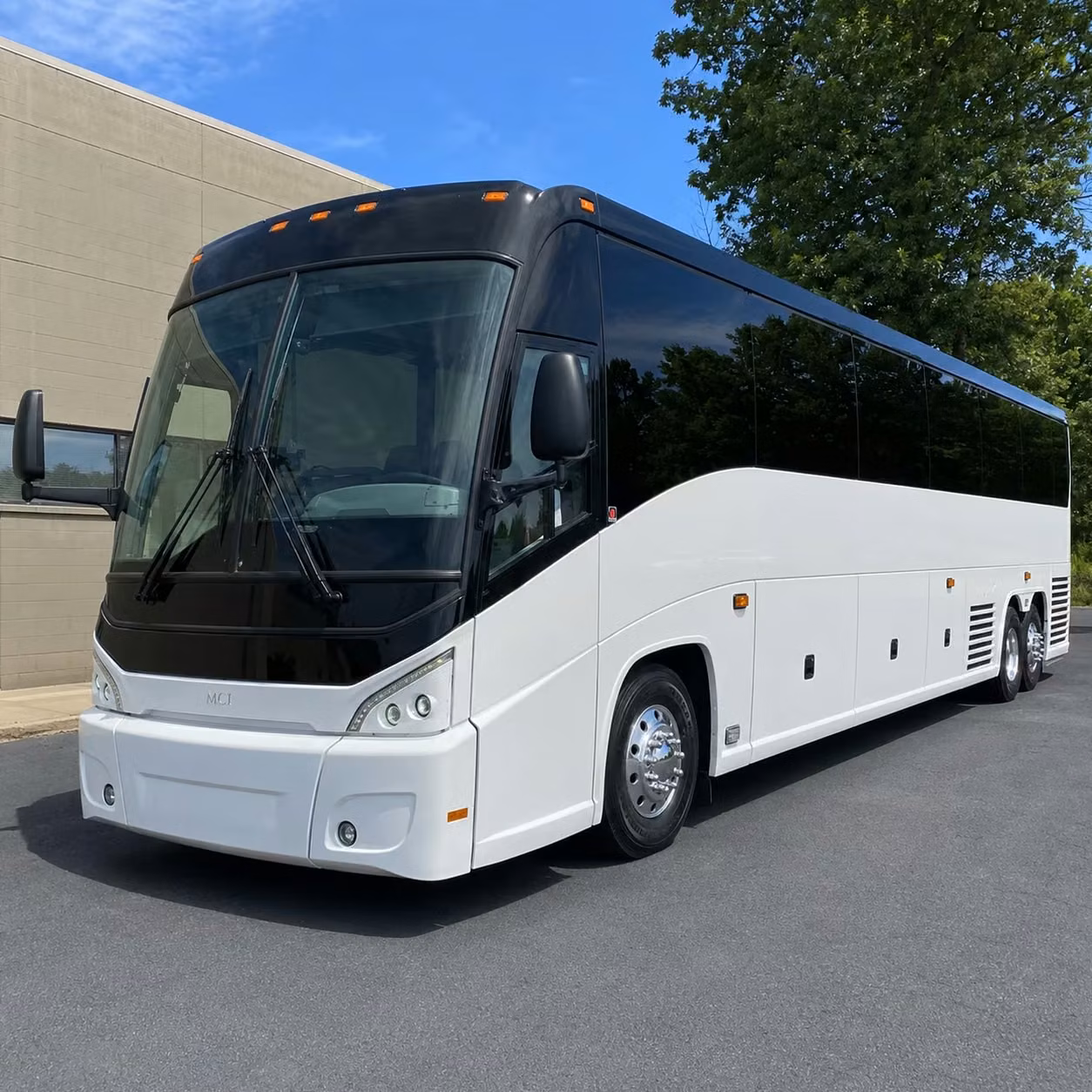 every multi day san antonio trip gets easier when your transportation is already handled