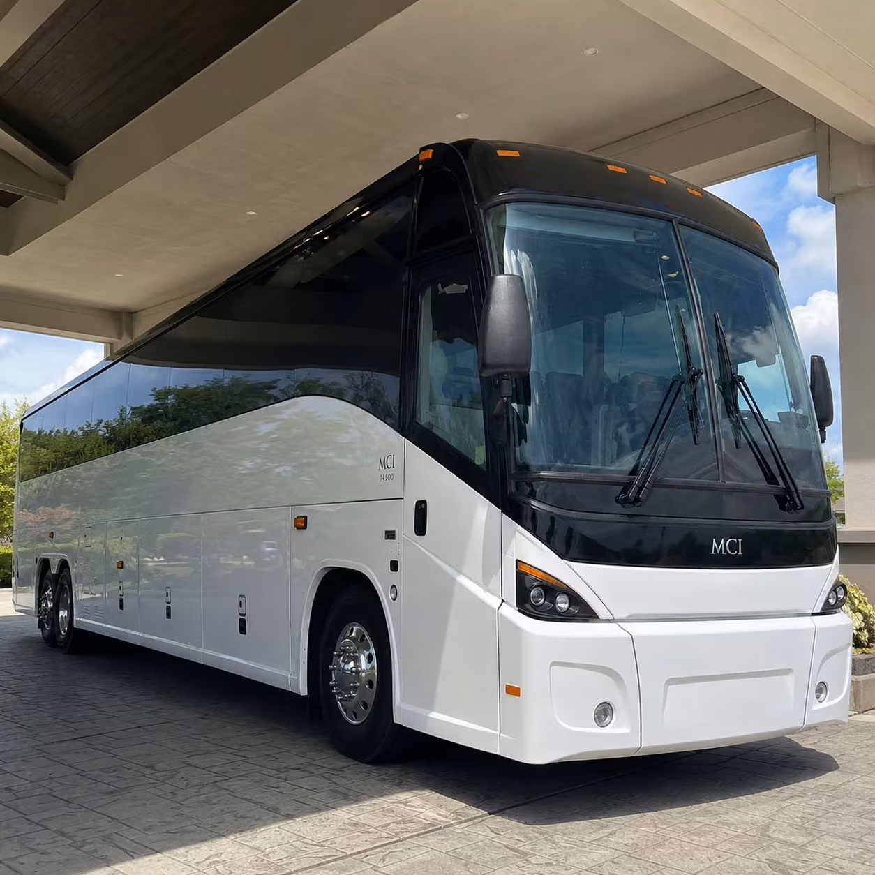 heading outside san antonio you can still compare airport transportation options